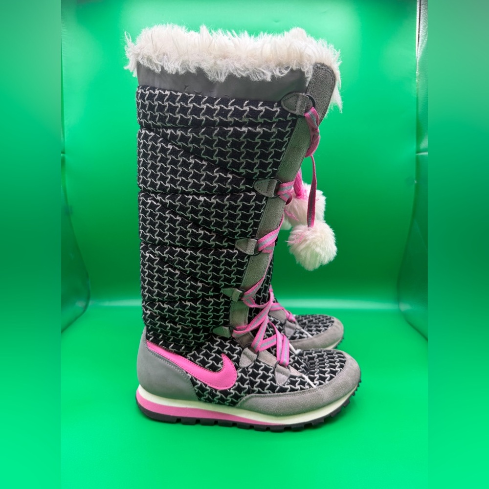Nike Gray and Pink Quilted Winter Boots with Faux Fur Cuff